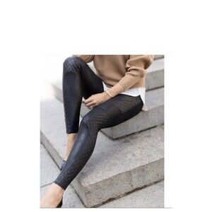 Spanx Faux Leather Quilted Leggings SZ S